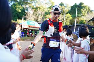 BIB: 2971, 
                            <button type="button" onclick="openModal(18979296)" class="btn btn-primary btn-sm float-right btn-popup" data-toggle="modal" data-target=".modal-high-quality">
                        <i class="fas fa-shopping-cart"></i> Add to Cart
                    </button>
                                            <button type="button" onclick="isThisMe(18979296, true)" class="btn btn-success btn-sm float-right btn-popup btn-isme hidden" data-toggle="tooltip" data-placement="bottom" title="นี่คือรูปของคุณใช่ไหม คลิกที่นี่เพื่อเอาเข้าอัลบั้ม">
                        <i class="fas fa-plus"></i> Add to album
                    </button>
                    <button type="button" onclick="isThisMe(18979296, false)" class="btn btn-warning btn-sm float-right btn-popup btn-isnotme hidden">
                        <i class="fas fa-ban"></i> Remove from album
                    </button>